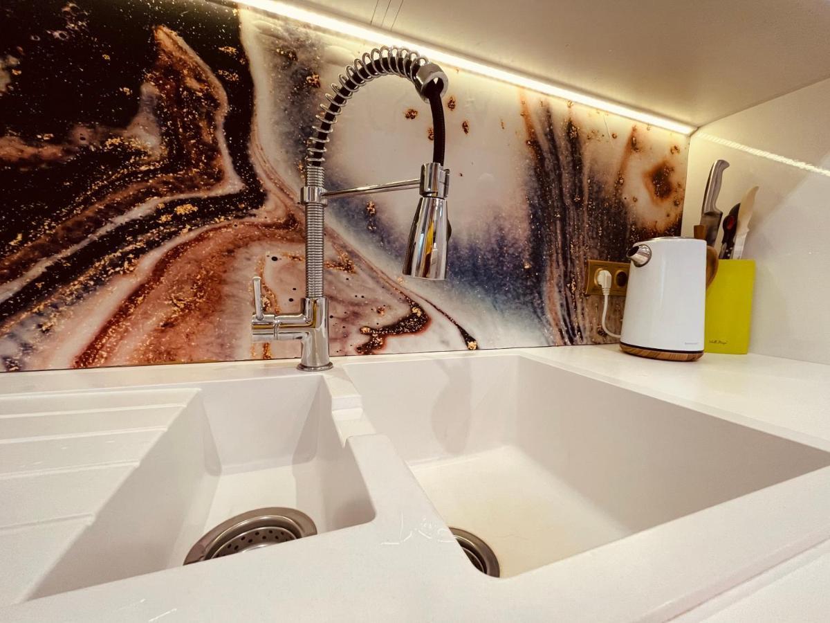 Apartament Mecenasa Krakow Bagian luar foto