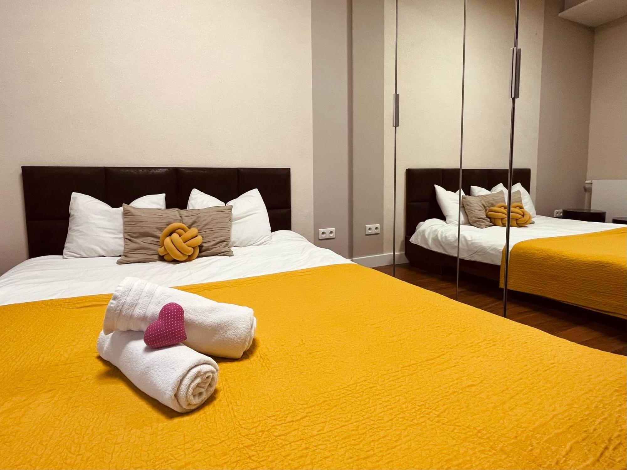 Apartament Mecenasa Krakow Bagian luar foto